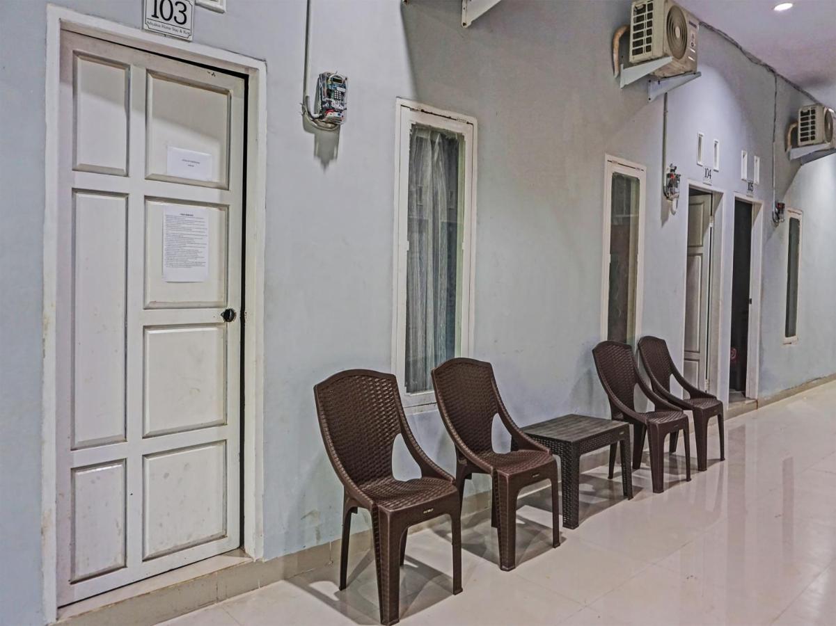 Hotel Oyo 91219 Adhyaksa 2*