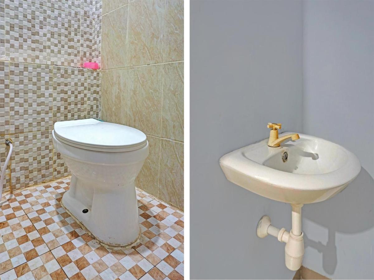 Oyo 91219 Adhyaksa Hotel