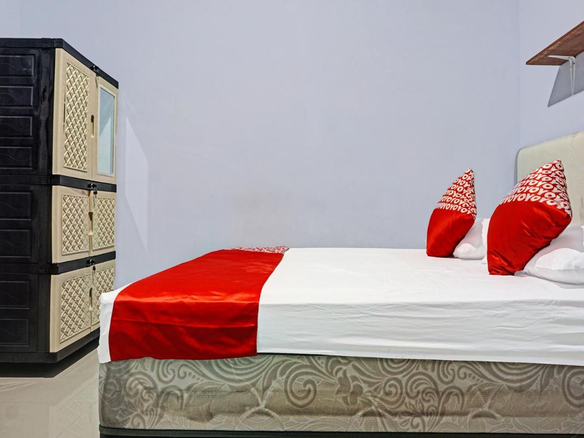 Oyo 91219 Adhyaksa Hotel